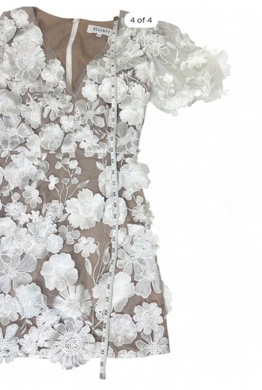 Elliatt Zayla Floral Applique Cocktail Mini Dress XS White Nude 3D Lace Romantic - Picture 11 of 12